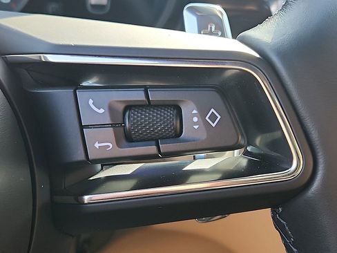 Certified 2024 Porsche Macan GTS image 20