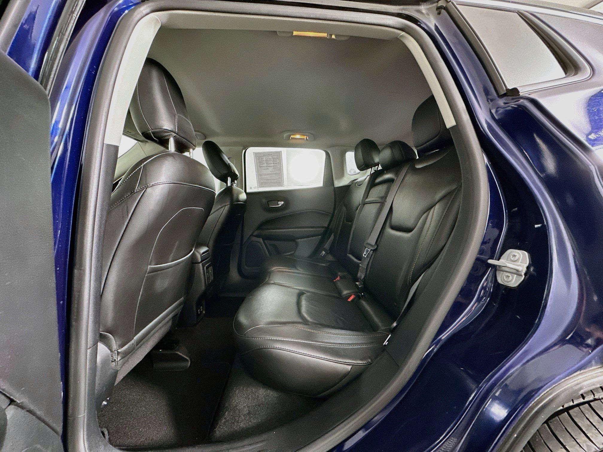 Used 2018 Jeep Compass Limited AWD/4WD image 28