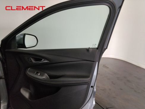 Used 2025 Buick Encore GX Preferred image 38