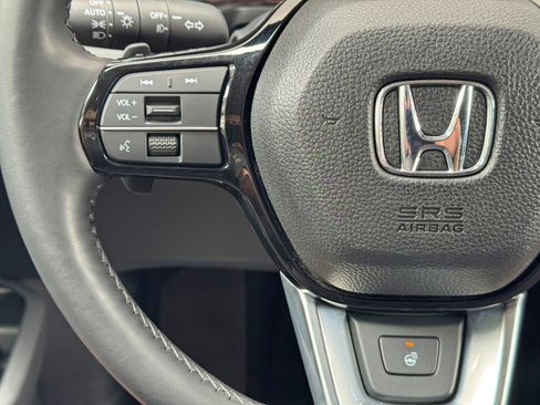 Used 2023 Honda Pilot Elite image 22