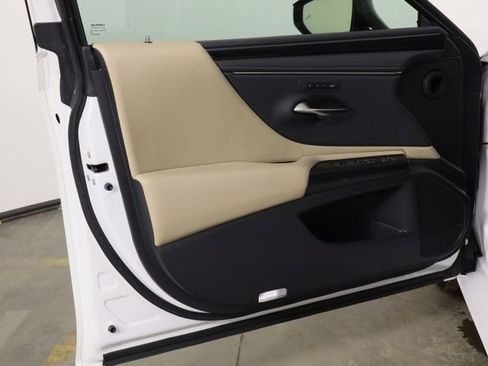 Used 2021 Lexus ES 350 w/ Premium Package FWD image 18