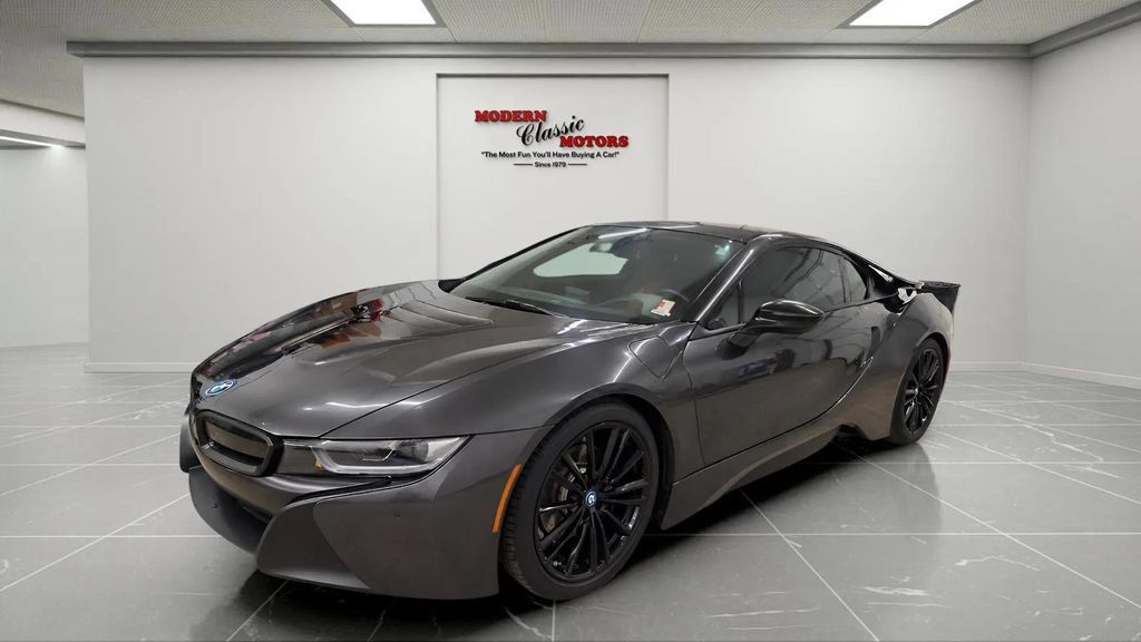 Used 2019 BMW i8 Coupe AWD/4WD image 2