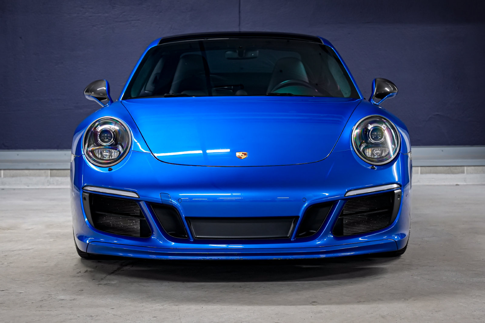 Used 2017 Porsche 911 Carrera GTS RWD image 5