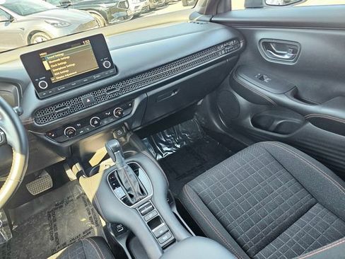 Used 2023 Honda HR-V Sport image 31