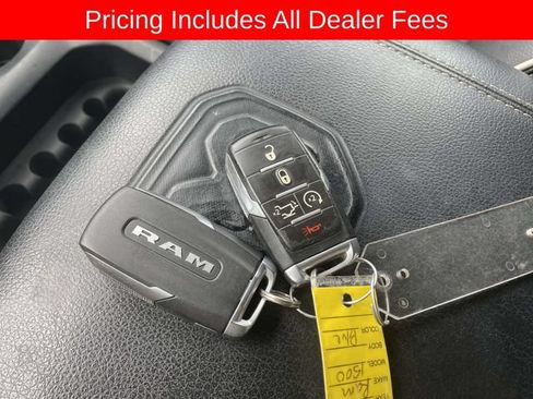 Used 2019 RAM 1500 Laramie AWD/4WD image 35