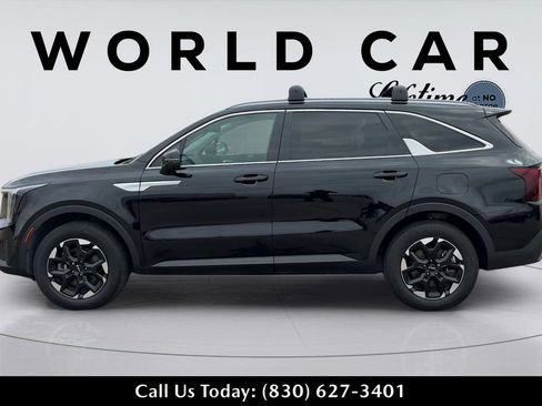 Used 2024 Kia Sorento S w/ Panoramic Sunroof Package AWD/4WD image 6