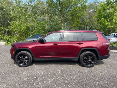 Used 2022 Jeep Grand Cherokee L Laredo AWD/4WD image 9