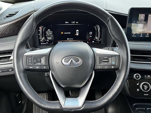Used 2023 INFINITI QX60 Sensory w/ Vision Package image 11