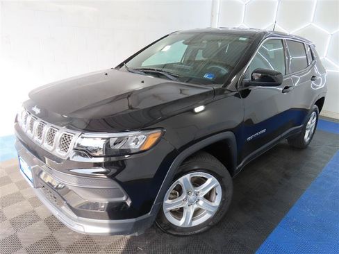 Used 2023 Jeep Compass Sport AWD/4WD image 4