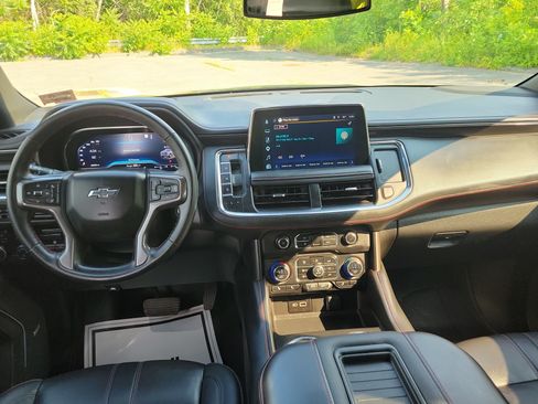 Used 2023 Chevrolet Tahoe RST w/ Sport Performance Package AWD/4WD image 19