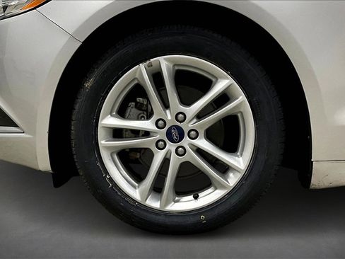 Used 2018 Ford Fusion S image 31
