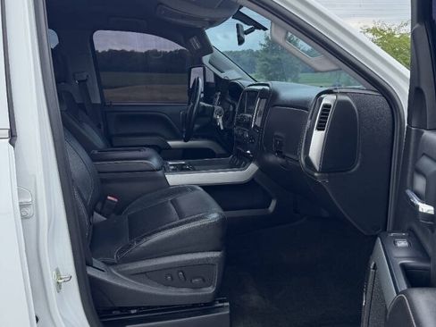 Used 2018 Chevrolet Silverado 2500 LTZ w/ Duramax Plus Package AWD/4WD image 17