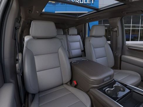 New 2026 Chevrolet Tahoe Z71 w/ Sun And Tow Package AWD/4WD image 37