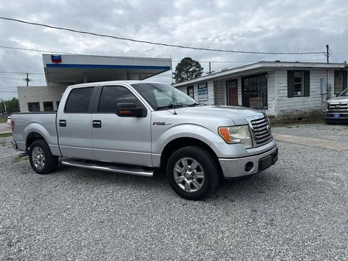 Used 2011 Ford F150 XLT w/ XLT Chrome Pkg RWD image 5