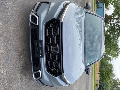 Used 2024 Honda CR-V Sport Touring image 3