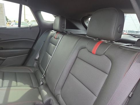 Used 2026 Chevrolet Trax RS w/ Sunroof Package FWD image 19