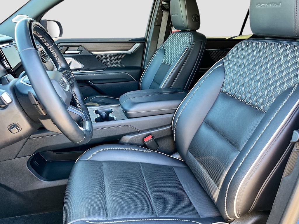 Used 2024 GMC Acadia Denali w/ Super Cruise Package FWD image 21