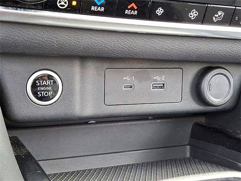 Certified 2022 Nissan Rogue SL w/ SL Premium Package image 26