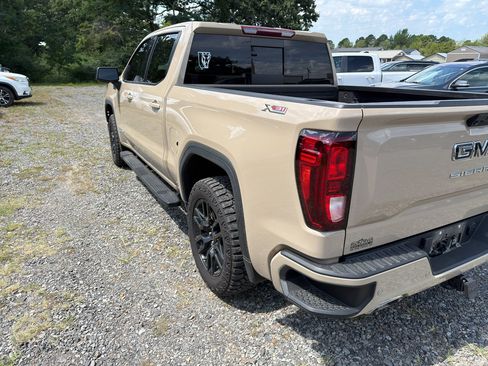 Used 2023 GMC Sierra 1500 Elevation w/ Elevation Premium Package AWD/4WD image 4