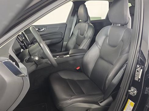 Used 2018 Volvo XC60 T5 Momentum w/ Convenience Package AWD/4WD image 23