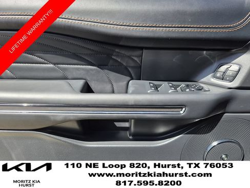 Used 2024 Ford Expedition Platinum AWD/4WD image 25