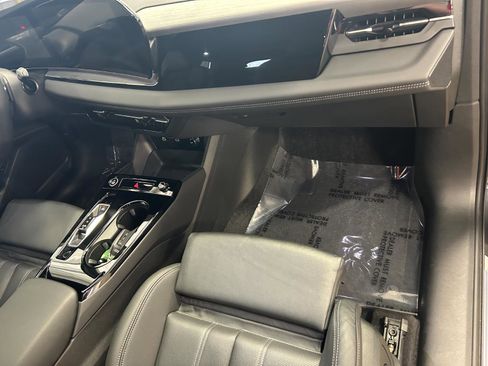 Certified 2025 Audi Q6 e-tron Premium Plus w/ Premium Plus image 27