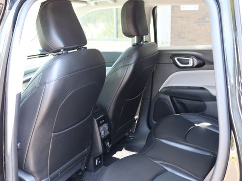 Used 2022 Jeep Compass Limited AWD/4WD image 18