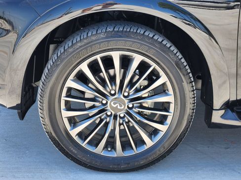 Used 2024 INFINITI QX80 Premium Select w/ Cargo Package AWD/4WD image 11
