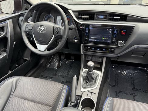 Used 2019 Toyota Corolla SE w/ Body Protection Package FWD image 22