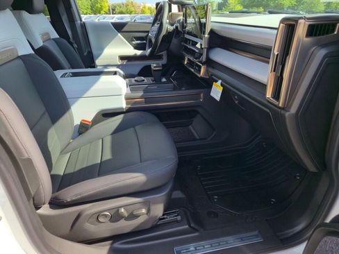 New 2025 GMC Hummer EV 3X image 7