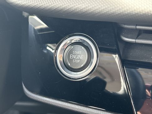 Used 2024 Buick Envision Preferred image 21