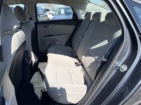 Used 2020 Kia Forte LXS image 16