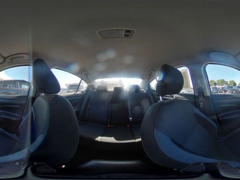 Used 2025 Nissan Versa SV w/ Trunk Package FWD image 40