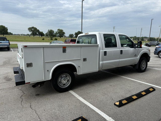 Used 2013 Ford F250 4x4 Crew Cab Super Duty image 2