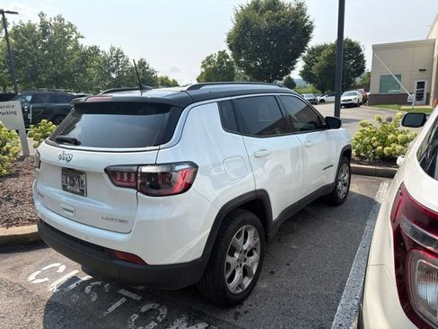 Used 2022 Jeep Compass Limited AWD/4WD image 5