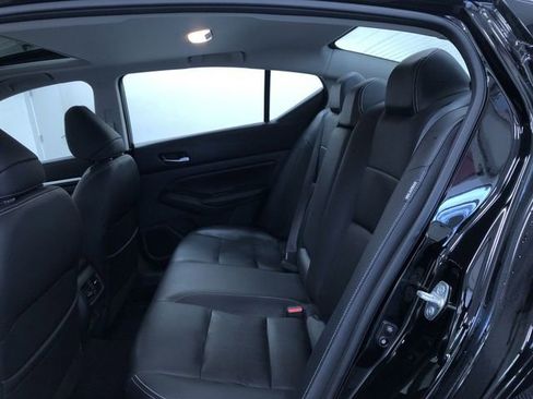 Used 2019 Nissan Altima 2.5 Platinum image 21