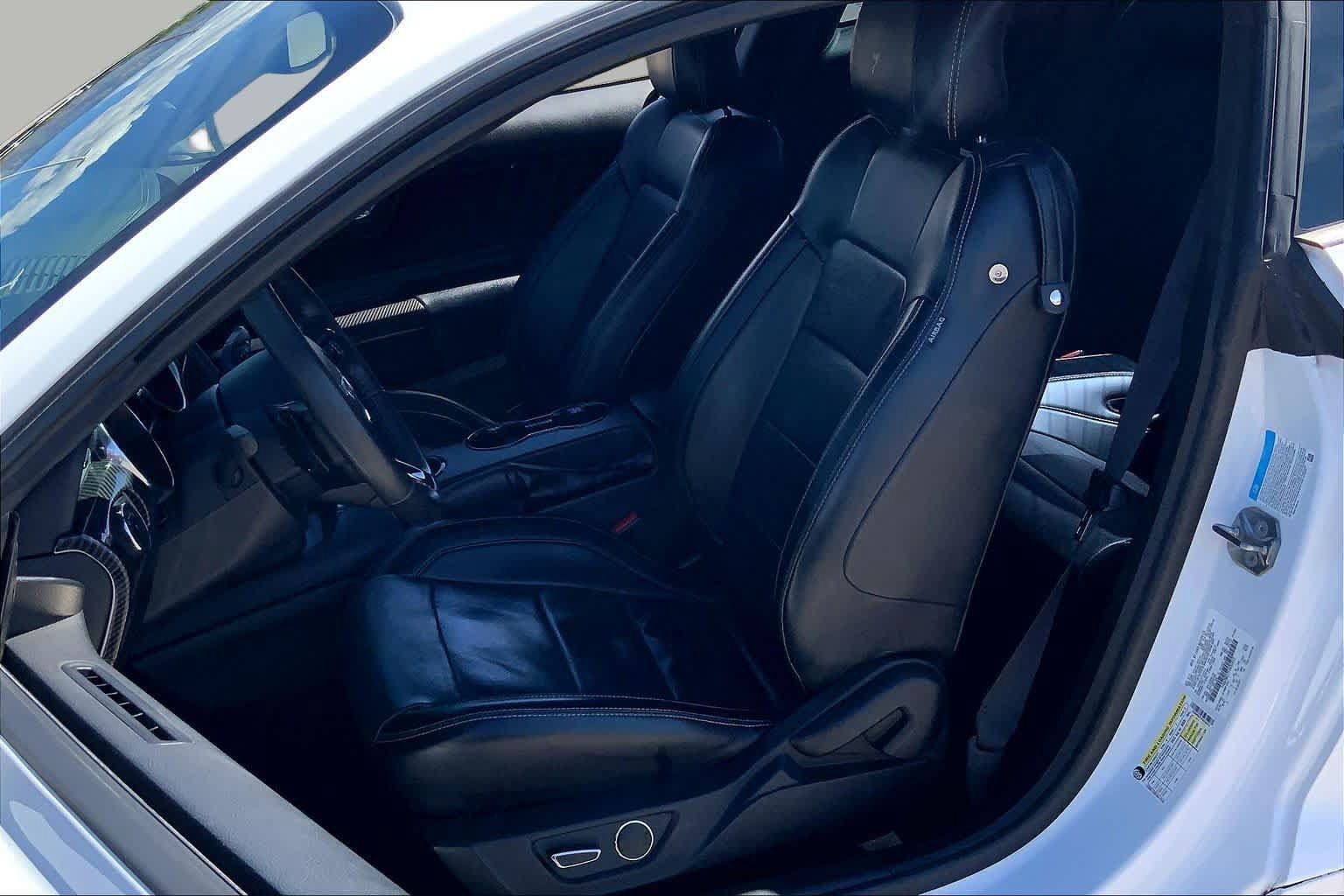Used 2015 Ford Mustang GT Premium RWD image 7