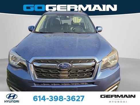 Used 2017 Subaru Forester 2.5i Touring AWD/4WD image 2