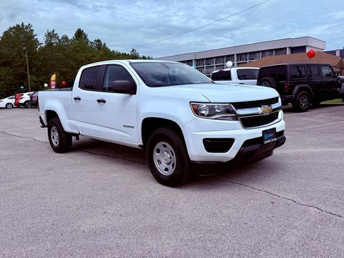Used 2017 Chevrolet Colorado W/T w/ WT Convenience Package RWD image 19