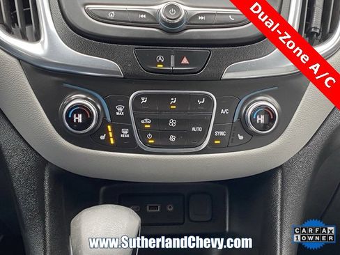 Used 2022 Chevrolet Equinox LT image 30