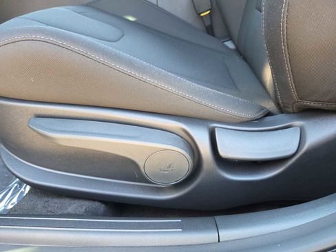 New 2026 Hyundai Elantra SEL Sport Premium image 17