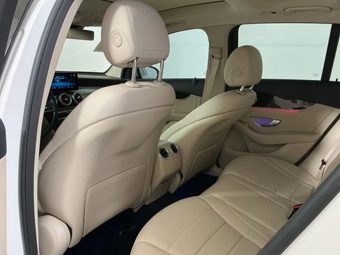 Used 2022 Mercedes-Benz GLC 300 image 25