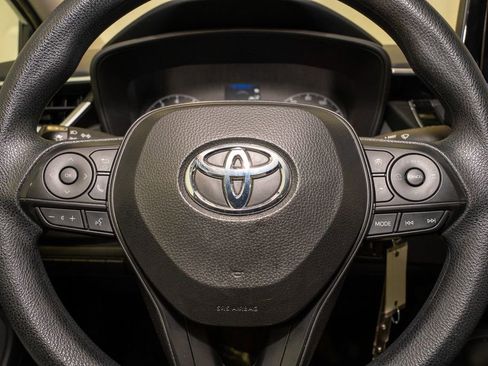 Used 2024 Toyota Corolla LE image 17