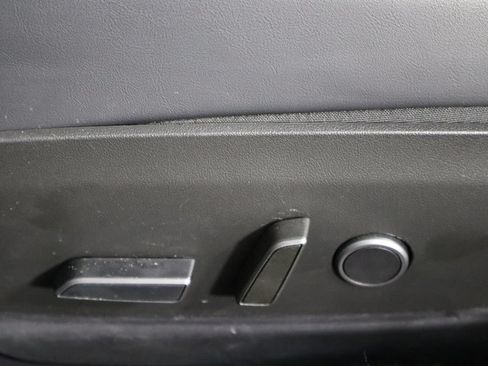 Used 2023 Tesla Model 3 Standard Range RWD image 19