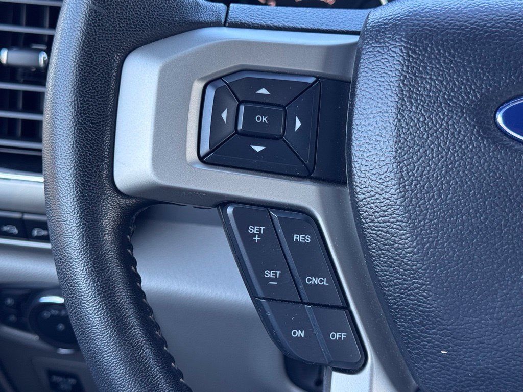 Used 2019 Ford F150 Lariat AWD/4WD image 9