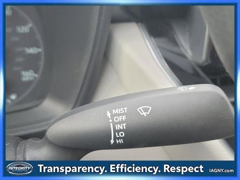 Used 2024 Toyota Corolla Cross L image 15