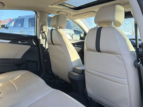 Used 2020 Honda Civic EX-L image 18