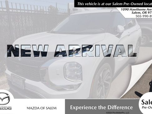 Used 2024 Mitsubishi Outlander SE AWD/4WD image 1