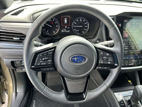 Certified 2025 Subaru Forester Premium AWD/4WD image 14