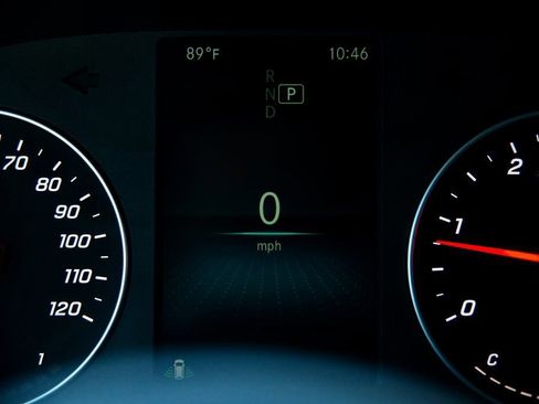 Used 2024 Mercedes-Benz Sprinter 2500 image 39